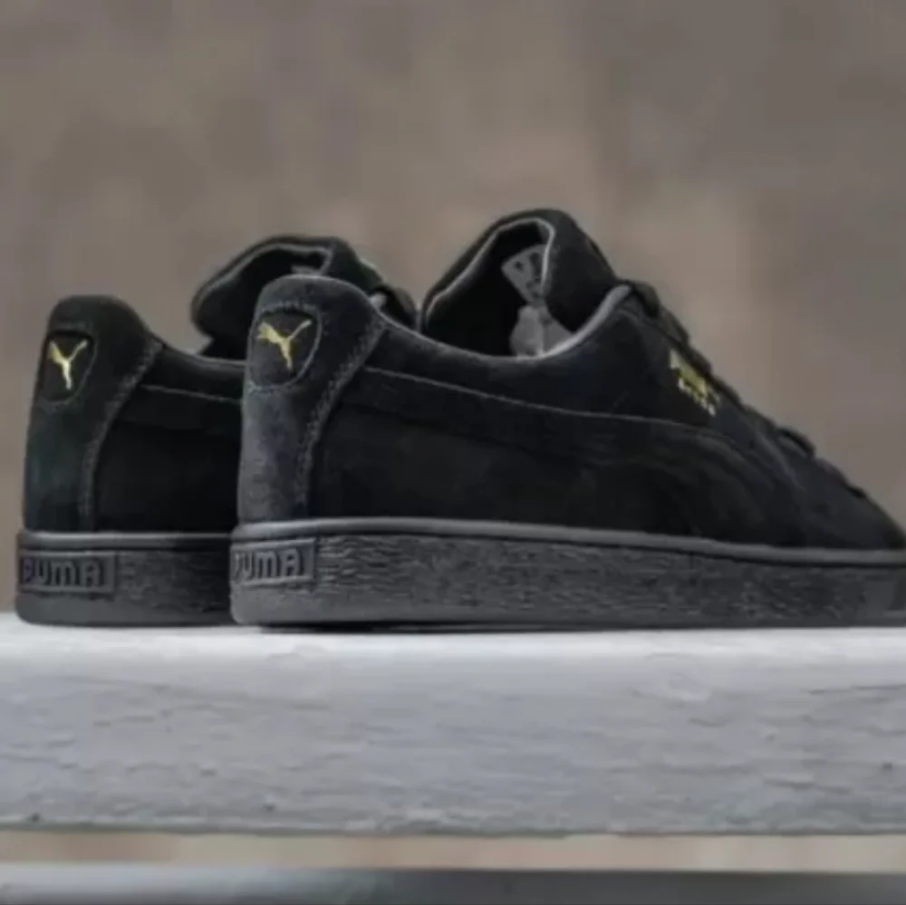 Men PUMA Suede Classic XXL Men's running training shoes black/gold